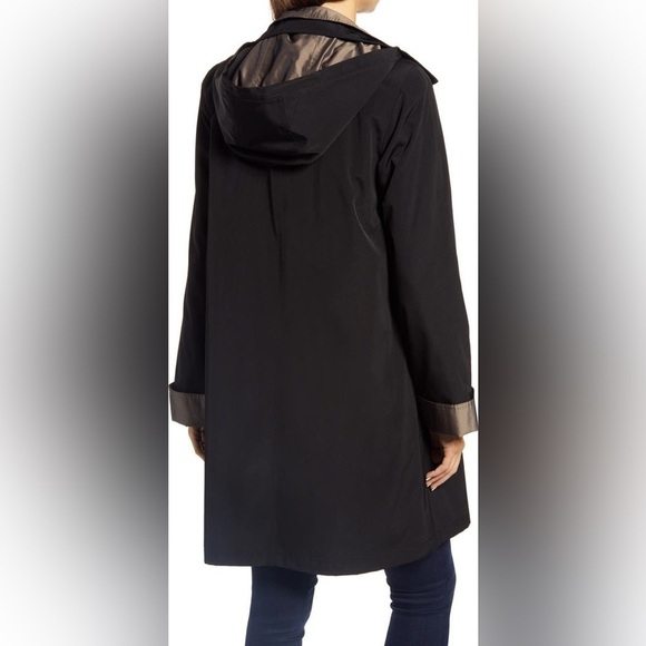 Gallery water resistant hooded rain jacket - Picture 2 of 8